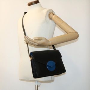 - Louis Vuitton Epi shoulder bag . Pre owned . In great condition.